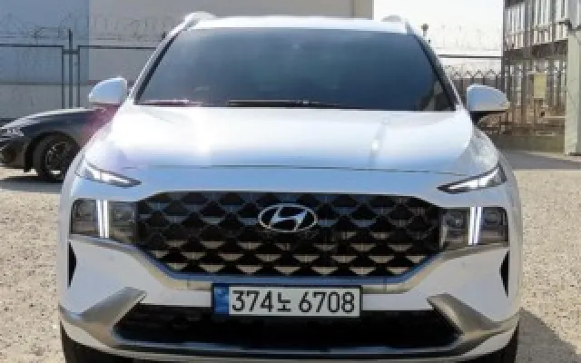 수원중고차구입대출 더 뉴 싼타페 가솔린 2.5T 4WD 캘리그래피 매물 사진 4 - 2022/06 108,876km
